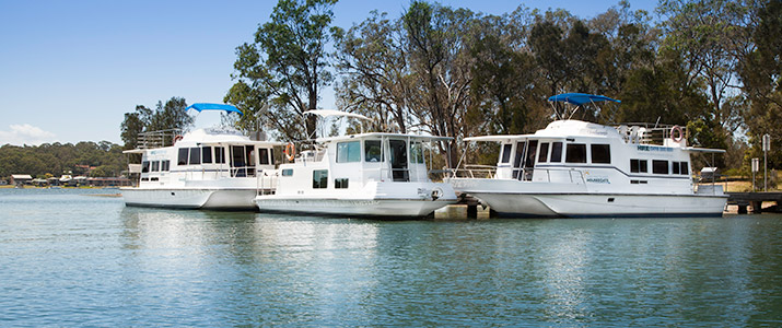 book houseboats